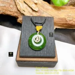 Mặt dây chuyền đồng điếu Ngọc bích, móc vàng 18k