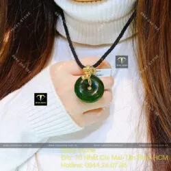 Mặt dây chuyền đồng điếu Ngọc bích, móc vàng 18k