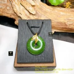 Mặt dây chuyền đồng điếu Ngọc bích, móc vàng 18k - Ảnh 2