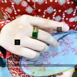 Nhẫn ngọc bích Canada chữ “Hỷ”, vàng 18k - Hình ảnh 5