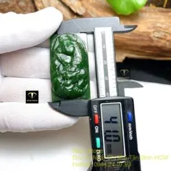 Mặt dây chuyền Hổ ngọc bích, kích thước 41mm - Hình ảnh 3