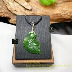 Hồ ly ngọc bích Canada xanh lá móc bạc