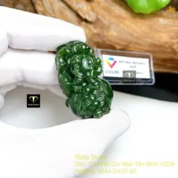 Tỳ hưu ngọc bích Canada chạm tay tinh xảo, kích thước 40mm - Ảnh 2