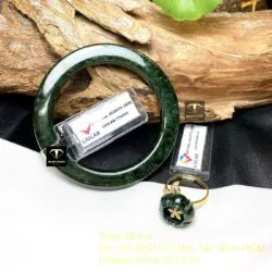 Nhẫn hoa mẫu đơn ngọc Cẩm thạch xanh đen, vàng 18k - Hình ảnh 4