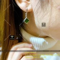 Khuyên tai cỏ bốn cánh Ngọc bích, vàng trắng 585 Khuyên tai cỏ bốn cánh Ngọc bích, vàng trắng 585