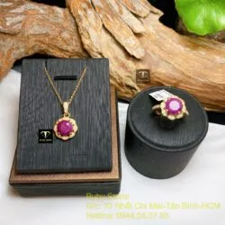 Bộ trang sức mặt dây chuyền và nhẫn Ruby Nam Phi, vàng 18k - Ảnh 6