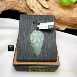 Mặt dây chuyền chiếc lá ngọc Cẩm thạch