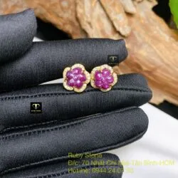Khuyên tai hoa mai Ruby Nam Phi, vàng 18k - Hình ảnh 5