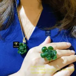 Mặt dây chuyền Hoa sen ngọc bích, vàng 18k - Hình ảnh 10