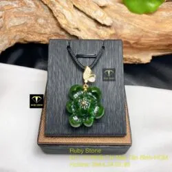 Mặt dây chuyền Hoa sen ngọc bích, vàng 18k - Hình ảnh 3