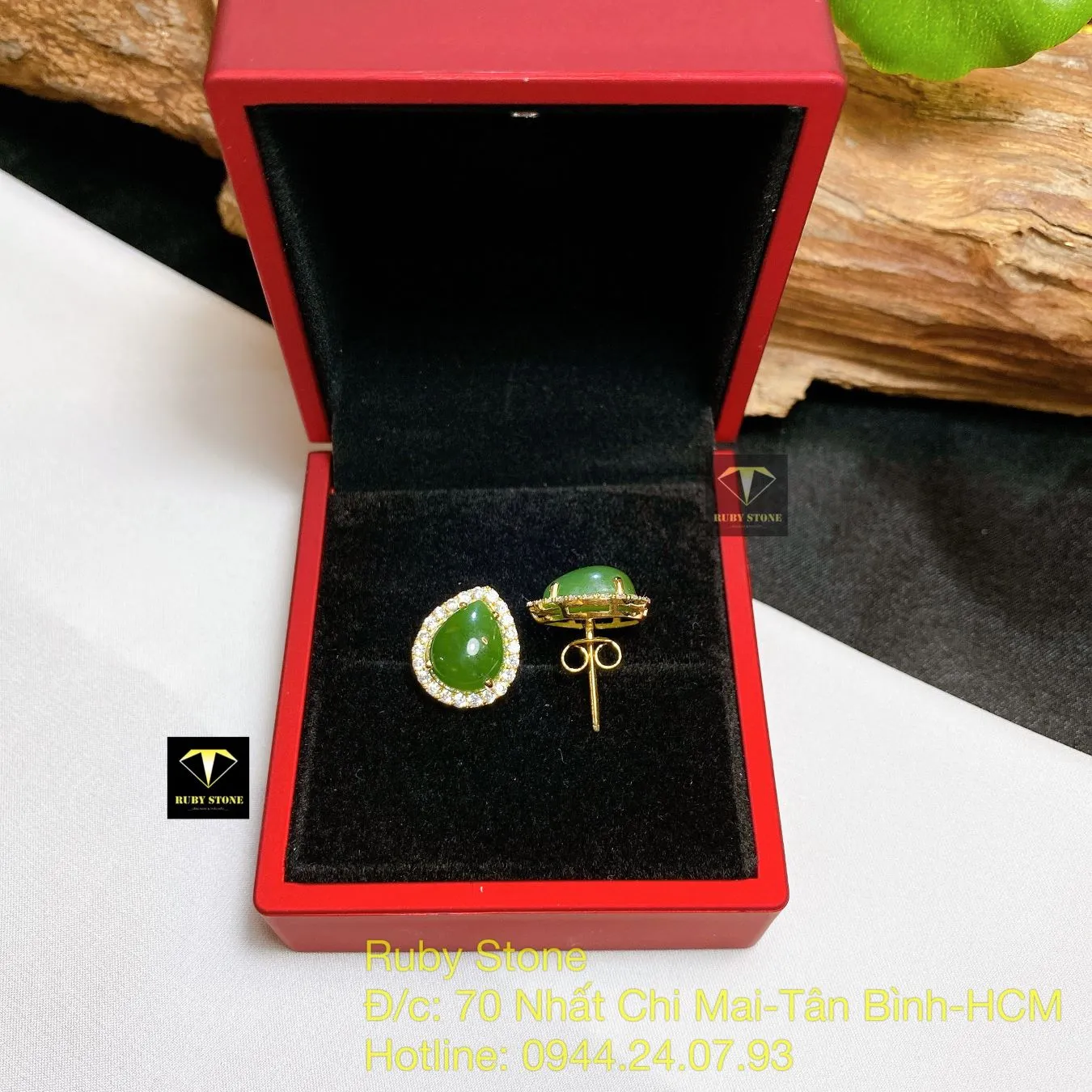 Khuyên tai Giọt nước ngọc bích, vàng 18k Khuyên tai Giọt nước ngọc bích, vàng 18k - Ảnh 5