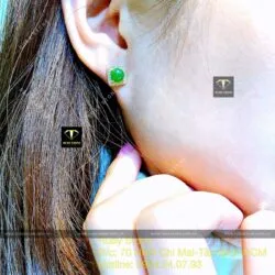 Khuyên tai Ngọc bích tròn, ổ tấm vuông, vàng 18k Khuyên tai Ngọc bích tròn, ổ tấm vuông, vàng 18k