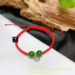 Vòng tết tay Ngọc Bích mix charm bạc khoá trường mệnh