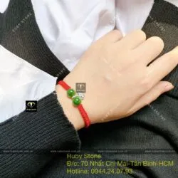 Vòng tết tay Ngọc Bích mix charm bạc khoá trường mệnh