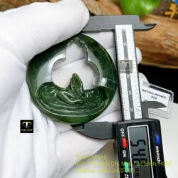 Mặt dây chuyền bàn tay Phật ngọc bích Canada, ĐK 55mm Mặt dây chuyền bàn tay Phật ngọc bích Canada, ĐK 55mm