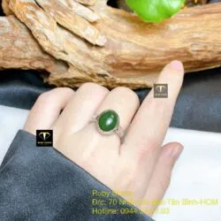 Nhẫn Oval ngọc bích Canada, bạc 925