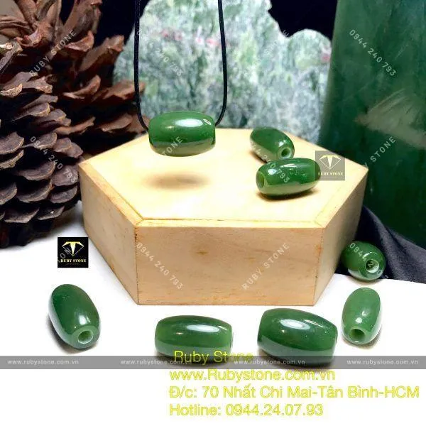 Cả năm vạn sự hanh thông với lu thống ngọc phong thuỷ