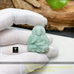 Phật Adida ngọc cẩm thạch phớt xanh, kích thước 33mm