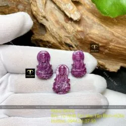 Phật Bà Quan Âm Bồ Tát Ruby Nam Phi, kích thước 20mm Phật Bà Quan Âm Bồ Tát Ruby Nam Phi, kích thước 20mm