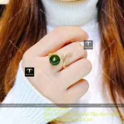 Nhẫn trái châu ngọc bích Canada, vàng 18k
