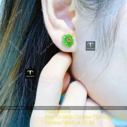 Khuyên tai hoa mai Ngọc bích, vàng 18k Khuyên tai hoa mai Ngọc bích, vàng 18k