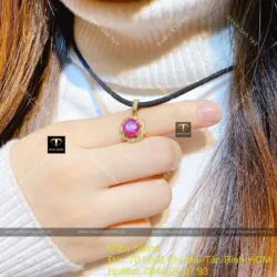 Mặt dây chuyền Ruby Nam Phi mài giác, vàng 18k