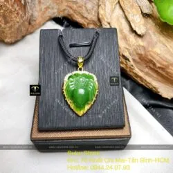 Mặt dây chuyền nhện ngọc bích Canada xanh VIP, vàng 18k - Ảnh 2