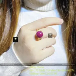 Nhẫn trái châu mài giác Ruby Nam Phi, vàng 18k