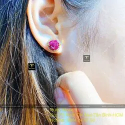 Khuyên tai hoa mẫu đơn Ruby Nam Phi, vàng 18k