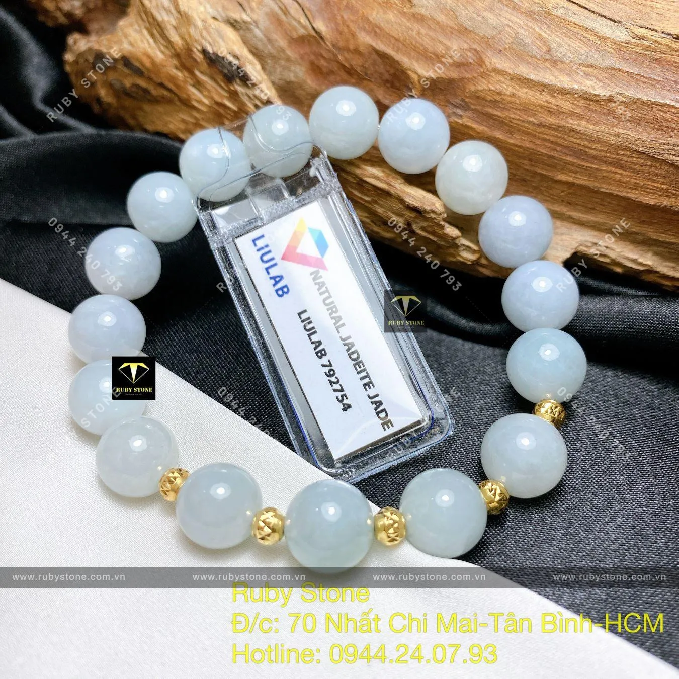 Vòng chuỗi ngọc cẩm thạch phớt xanh 9,5 ly mix bi vàng 18k Vòng chuỗi ngọc cẩm thạch phớt xanh 9,5 ly mix bi vàng 18k