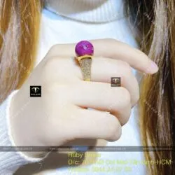 Nhẫn trái châu Ruby Nam Phi mài giác, vàng 18k - Hình ảnh 6