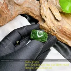 Nhẫn càn long Ngọc bích Canada chạm song Mã Nhẫn càn long Ngọc bích Canada chạm song Mã