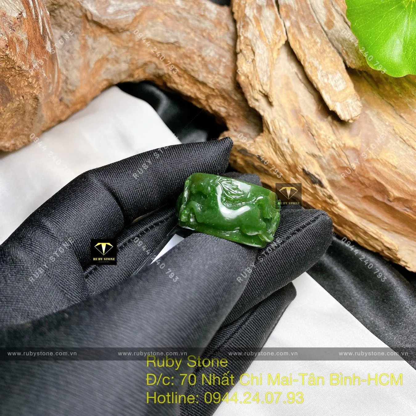 Nhẫn càn long Ngọc bích Canada chạm song Mã Nhẫn càn long Ngọc bích Canada chạm song Mã - Ảnh 4