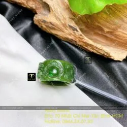 Nhẫn càn long Ngọc bích Canada chạm song Mã Nhẫn càn long Ngọc bích Canada chạm song Mã