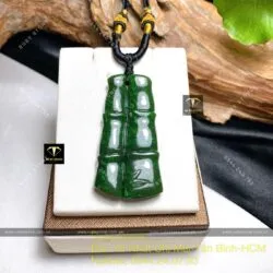 Mặt dây chuyền Trúc Quân Tử ngọc bích, KT 50mm