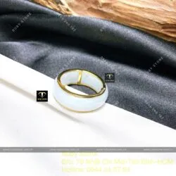 Nhẫn ngọc Cẩm thạch trắng, vàng 18k - Hình ảnh 2