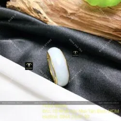 Nhẫn ngọc Cẩm thạch trắng, vàng 18k - Hình ảnh 4