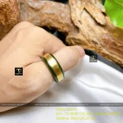 Nhẫn Ngọc bích Canada, đường nhám ở giữa, vàng 18k - Hình ảnh 2