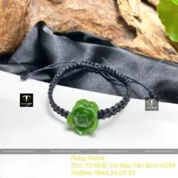 Charm hoa sen Ngọc bích Canada chạm tay Charm hoa sen Ngọc bích Canada chạm tay