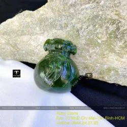 Mặt dây túi tiền Ngọc Bích Canada chạm tay tinh xảo, KT 45mm - Hình ảnh 6
