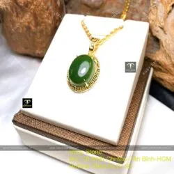 Mặt dây chuyền Oval ngọc bích Canada, vàng 18k - Ảnh 5