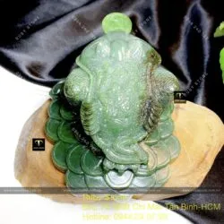 Thiềm thừ Ngọc bích Canada chạm tay tinh xảo, KT 7x10x10cm - Ảnh 6
