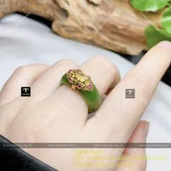 Nhẫn ngọc bích Canada xanh lá, vàng 18k - Ảnh 5
