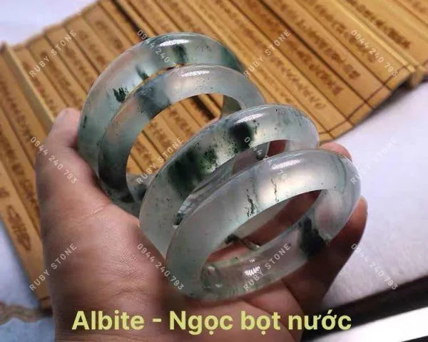 Ngọc Albite là gì ?