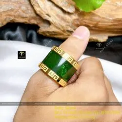 Nhẫn Càn long Ngọc bích Canada, vàng 18k Nhẫn Càn long Ngọc bích Canada, vàng 18k