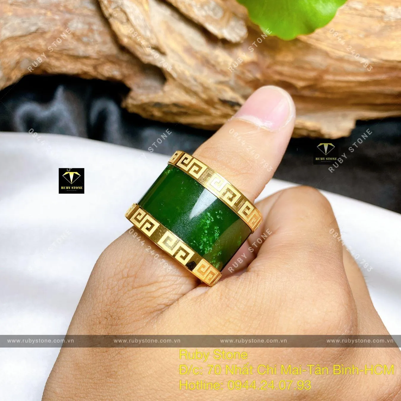 Nhẫn Càn long Ngọc bích Canada, vàng 18k Nhẫn Càn long Ngọc bích Canada, vàng 18k - Ảnh 2