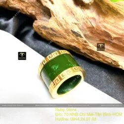 Nhẫn Càn long Ngọc bích Canada, vàng 18k Nhẫn Càn long Ngọc bích Canada, vàng 18k