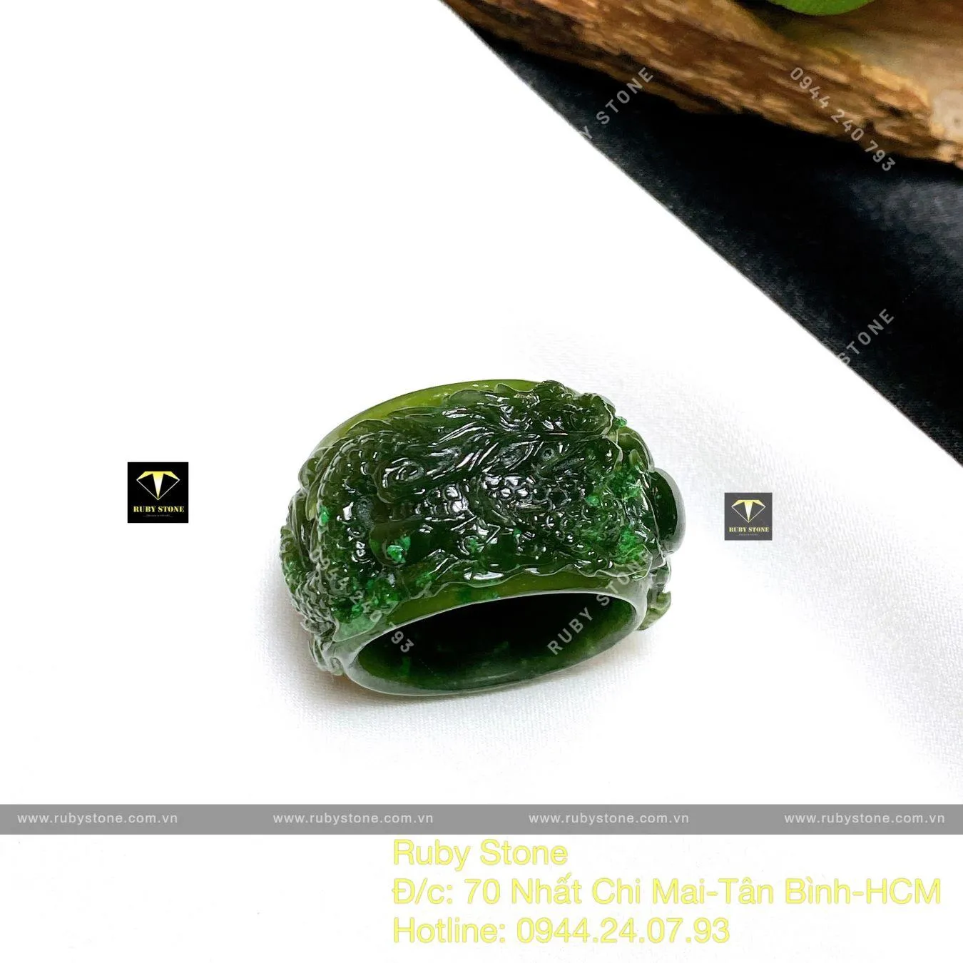 Nhẫn Ngọc bích Canada chạm Song Long tinh xảo, bản 20mm Nhẫn Ngọc bích Canada chạm Song Long tinh xảo, bản 20mm - Ảnh 8