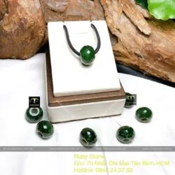 Charm Ngọc bích Canada xanh lý đậm mài giác (facet) - Hình ảnh 4