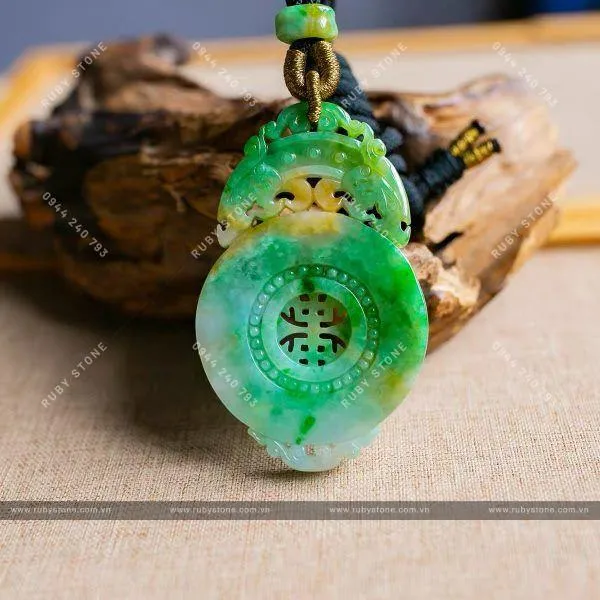 Ý nghĩa trong các bức Ngọc chạm khắc bạn đã biết?
